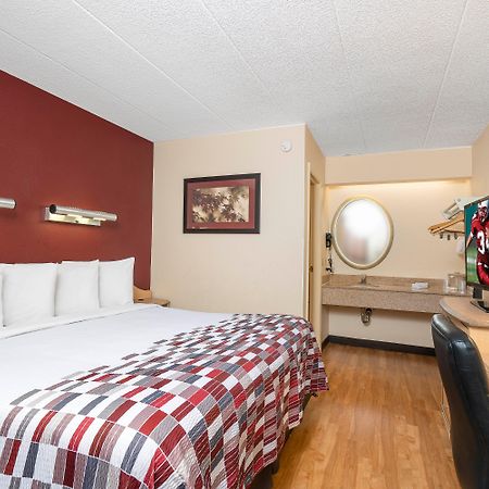 Red Roof Inn Едісон Екстер'єр фото