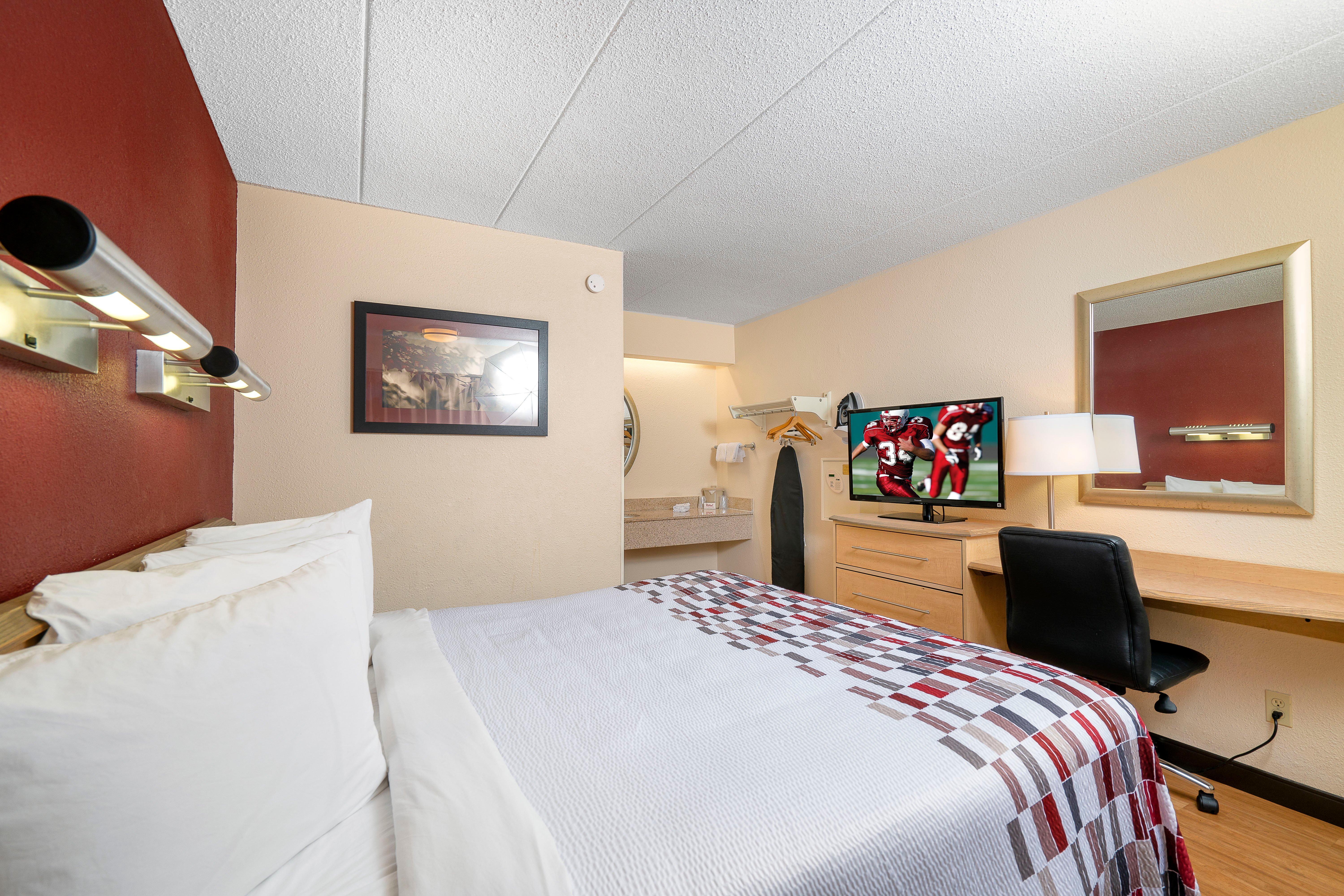 Red Roof Inn Едісон Екстер'єр фото